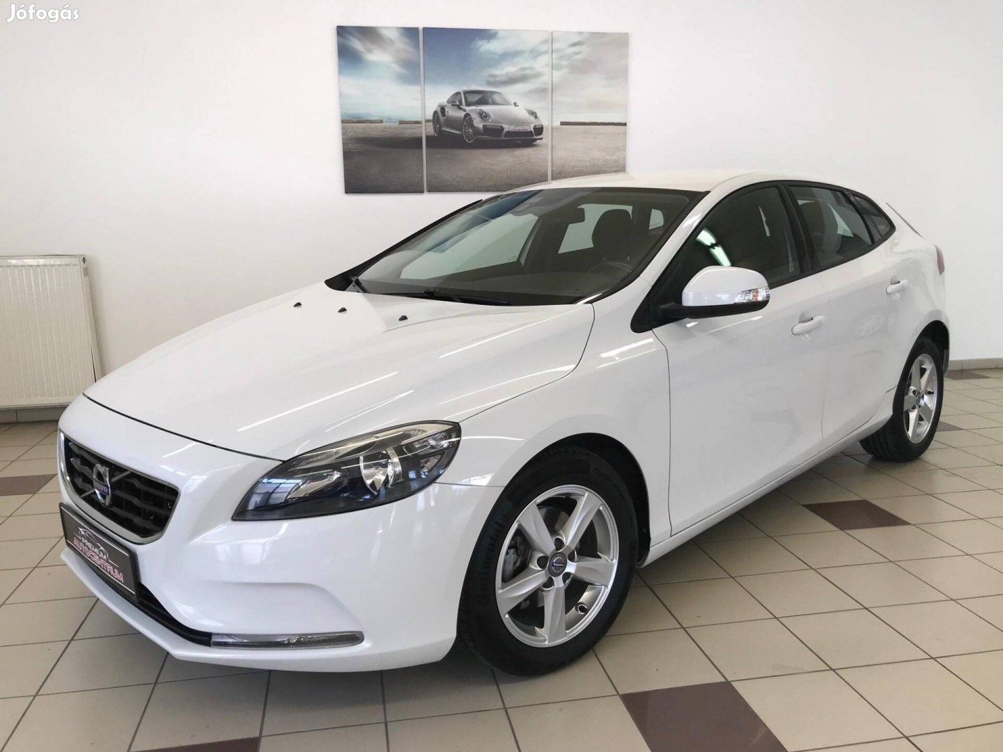 Volvo V40 1.6 D [D2] Kinetic Gyönyörű Állapot!!...